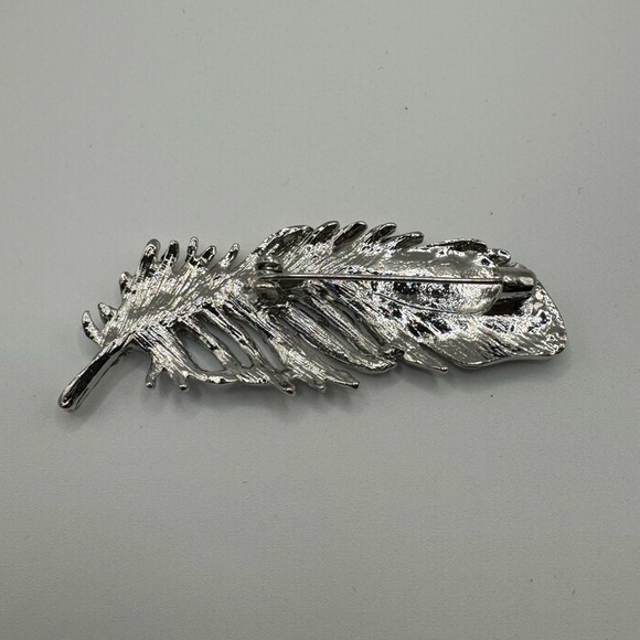 3/$20 Sparkly Feather Metallic Pin Brooch - Picture 6 of 6